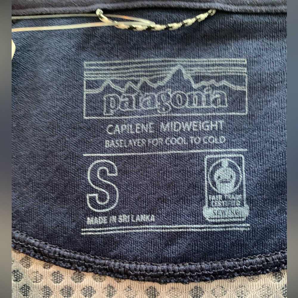 PATAGONIA CAPILENE MIDWEIGHT CREW SHIRT CLASSIC Navy , size Small NWT - Picture 6 of 8